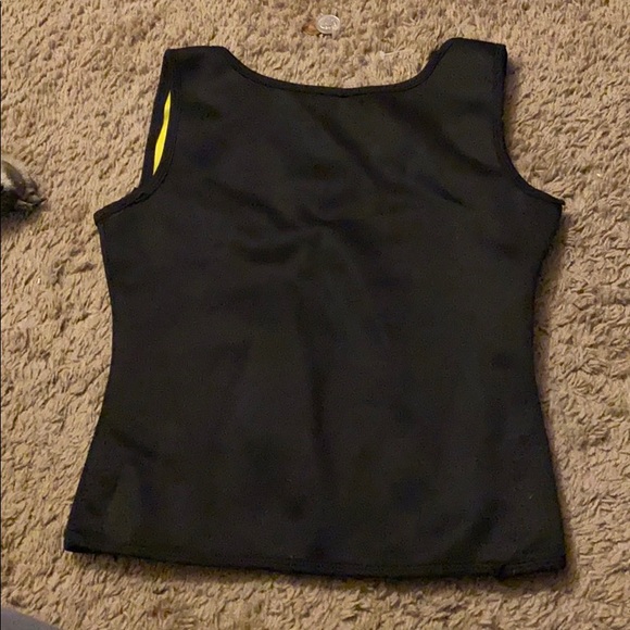 Sweat tops - Picture 2 of 3